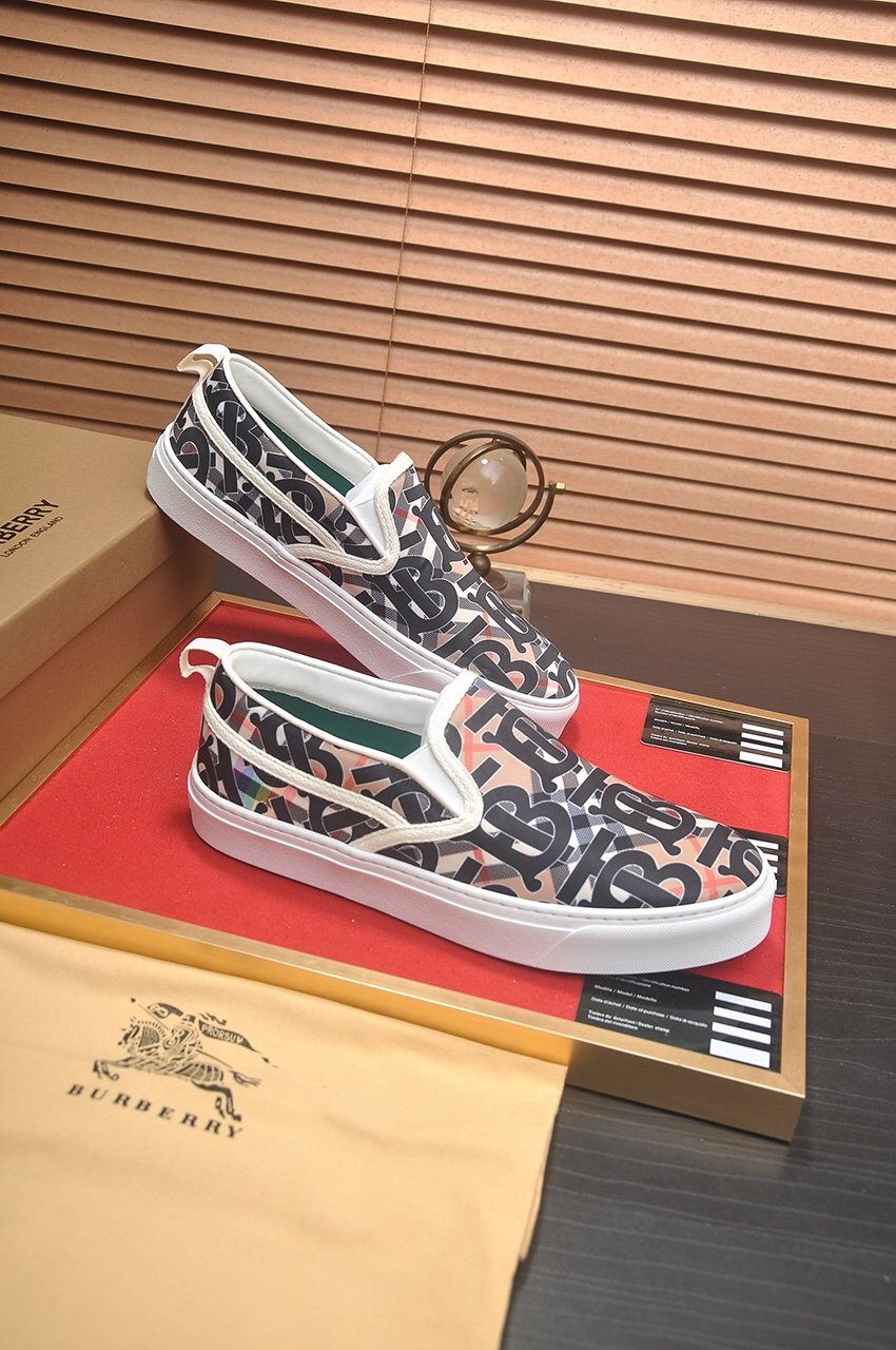 Burberry Patterned Slip-On Sneakers — side